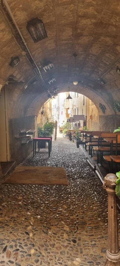 Appartamento In Centro Storico Alghero Exterior photo